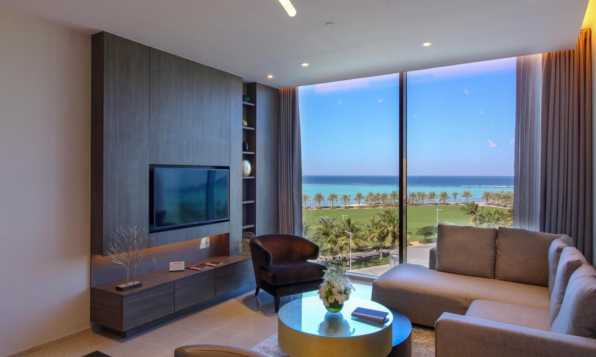 Bay La Sun Apartment | Views Hotel & Residences