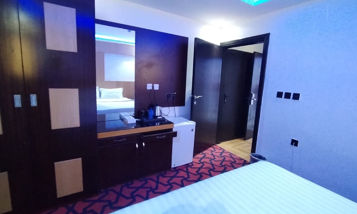 King Abdul Aziz Road Apartment | Jeddah Grand Beach