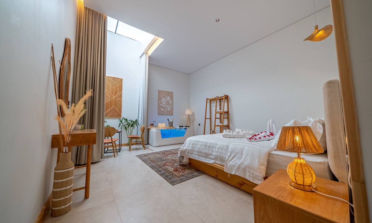 Dhahban Ski Chalet | skyline chalet