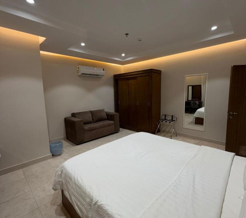 Al Bahah Apartment | رفاء الذهبية للشقق المخدومة 2