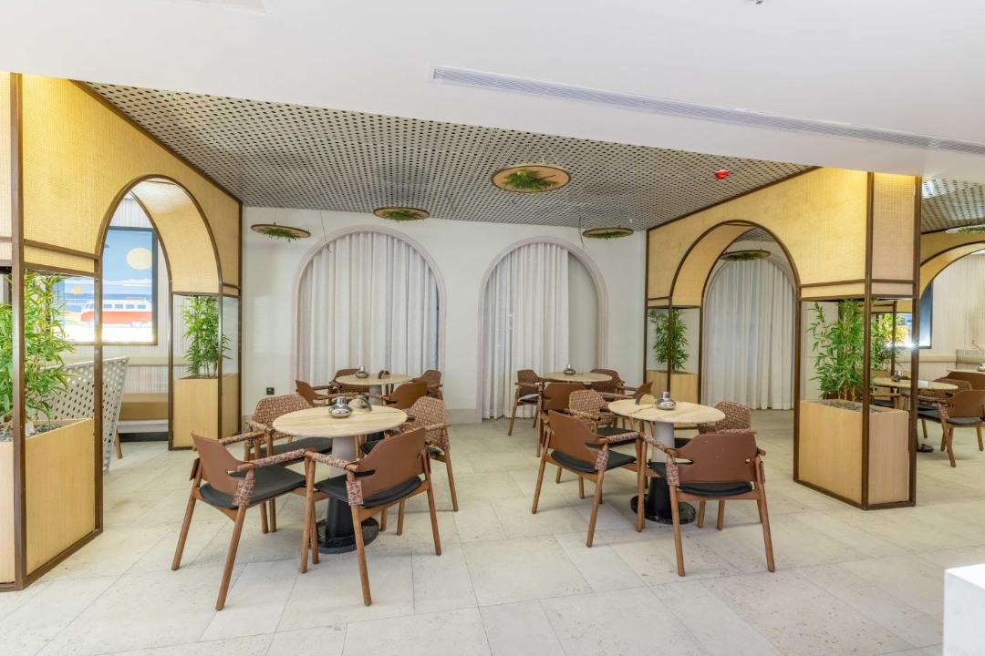 Yanbu Hotel | Ewaa Express Hotel- Yanbu Beachfront