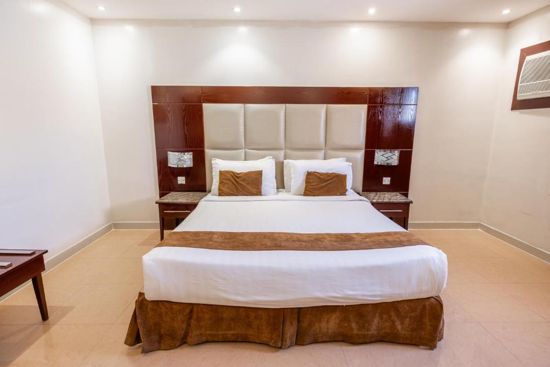 Riyadh Apartment | Al Muhaidb Residence SWIDI 24 - Economic