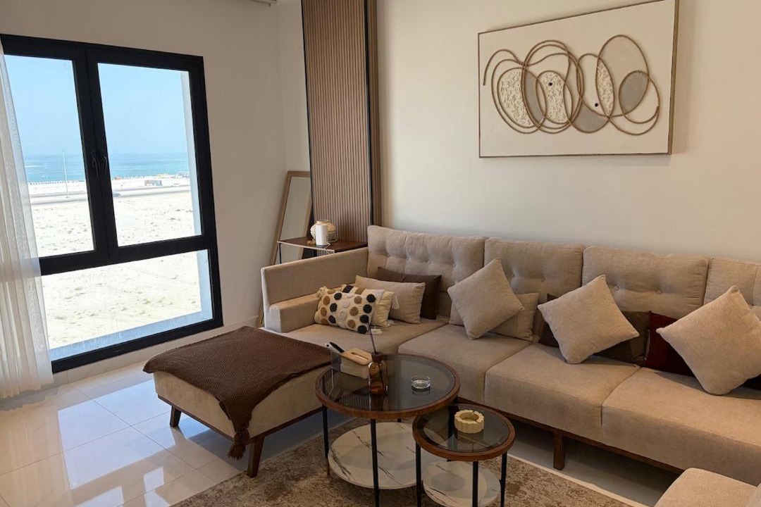 Al Khobar Apartment | Bright & Modern 1BR, Sea View