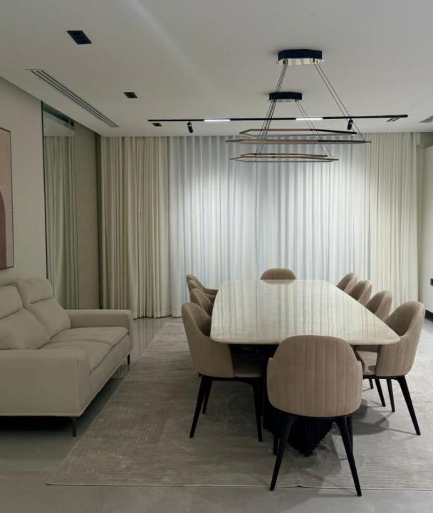 Dhahran Ski Chalet | منتجع شاطئ الدانة Hus Chalet