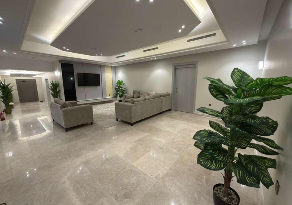 Medina Apartment | Aurion Executive Apartment - Next to Rashid Mall - Self Check-in
