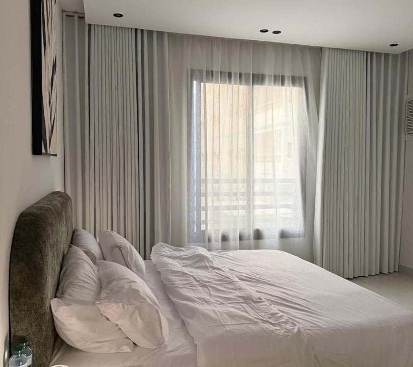 Al Bawadi Apartment | Spacious Two-Bedroom Apartment with a Large Living Room, comfortable and well organized, perfect for a relaxing stay