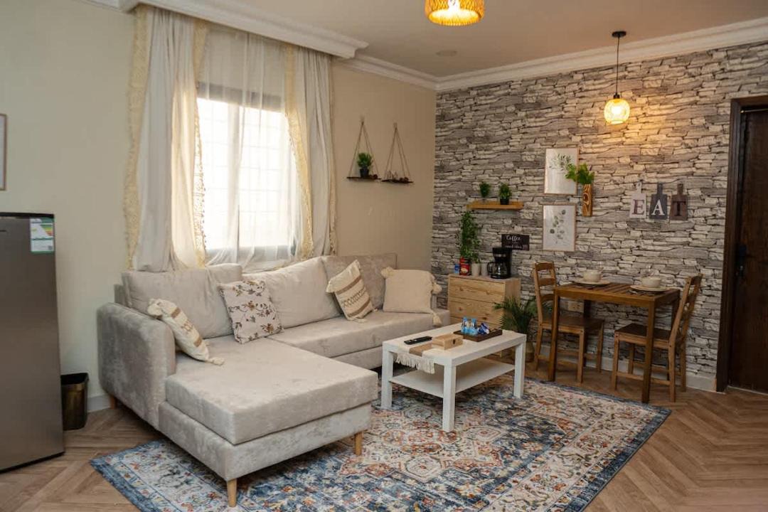 Dammam Apartment | The Rustic Home 2