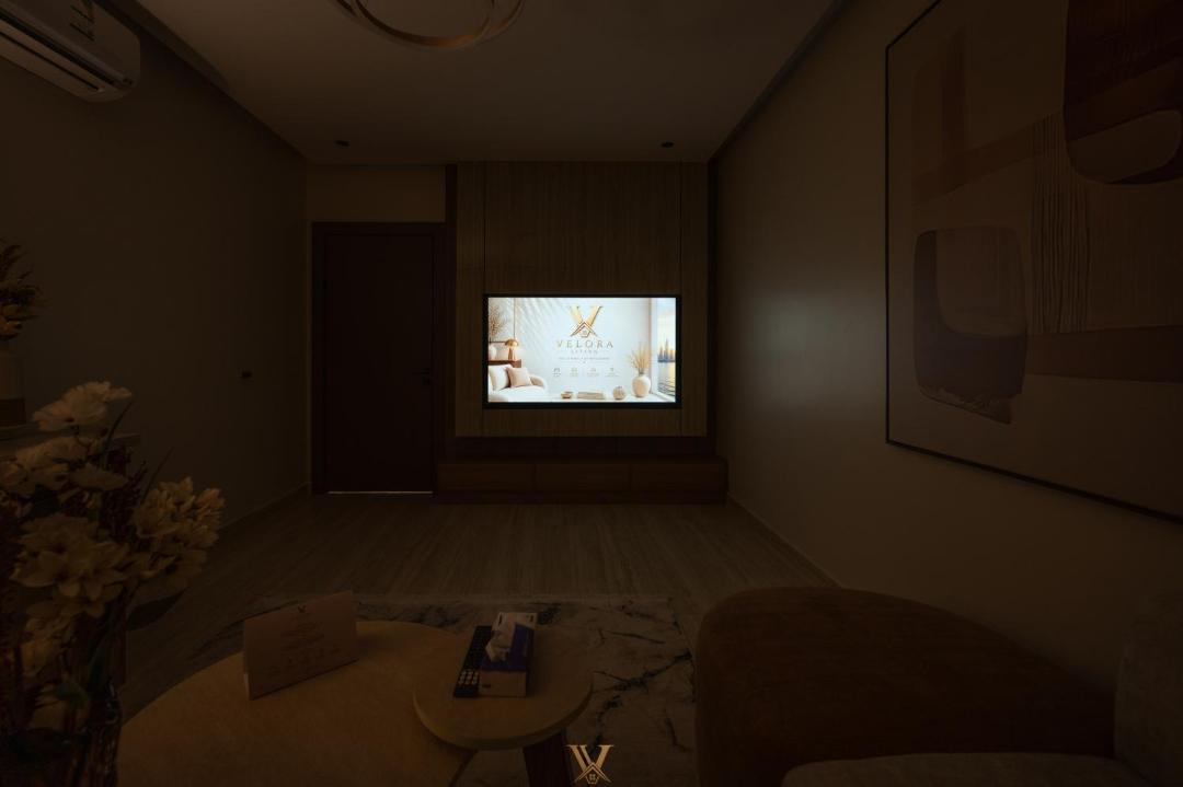 Al-Rawdah Apartment | Velora Living Palm Suite 70 Smart TV