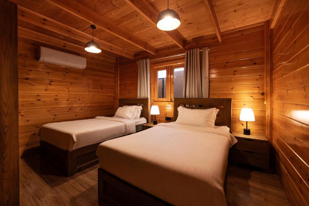 Khamis Mushait Ski Chalet | اكواخ مشارف ابها