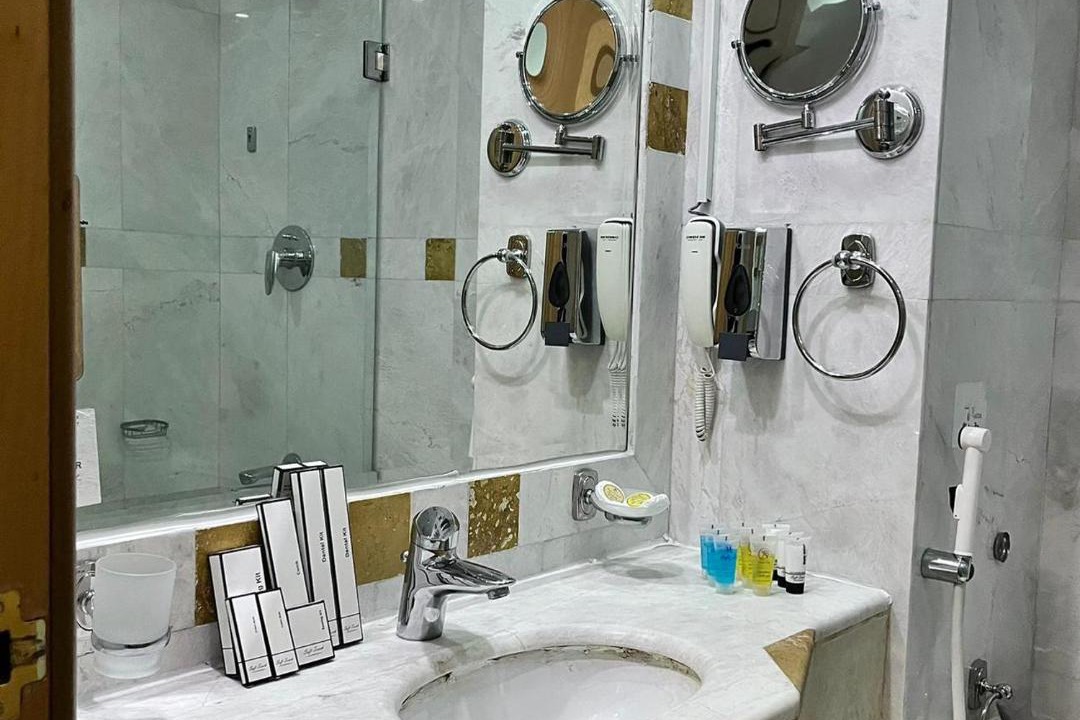 Al Aziziyah Hotel | Montana Golden Hotel