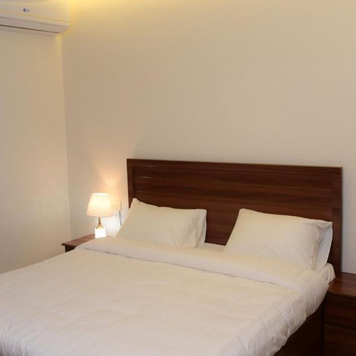 Buraydah Apartment | شقق نور الفخامه المخدومه
