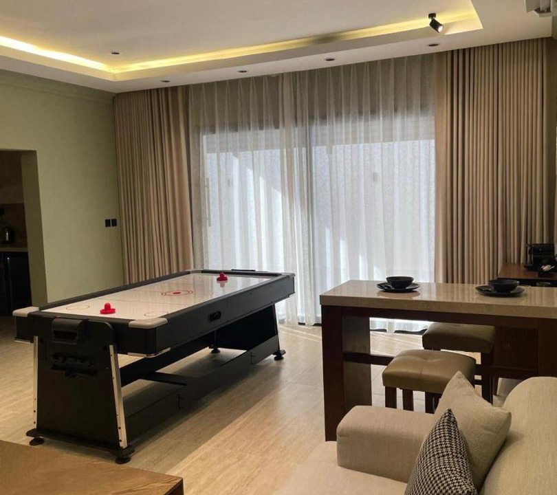 Dammam Apartment | استديو كبير فاخر مع فناء خارجي ومدخل خاص