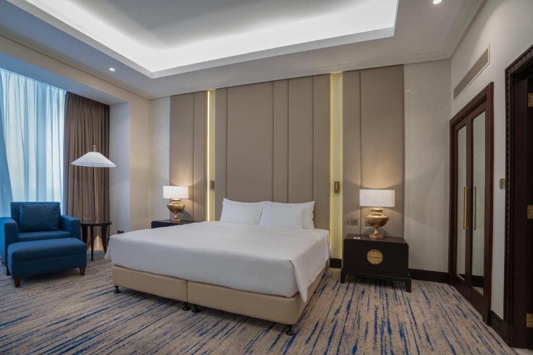Diplomatic Area Apartment | The Diplomat Radisson Blu Residence