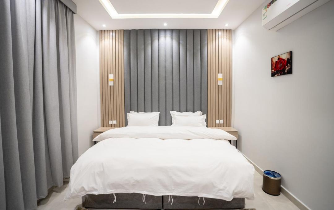 Al Aziziyah Apartment | Blue Tower Hotel Apartments