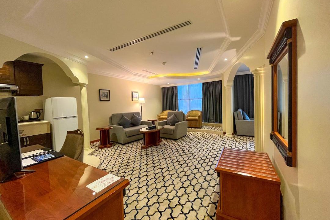 Al Jubail Hotel | Crown Tower Hotel