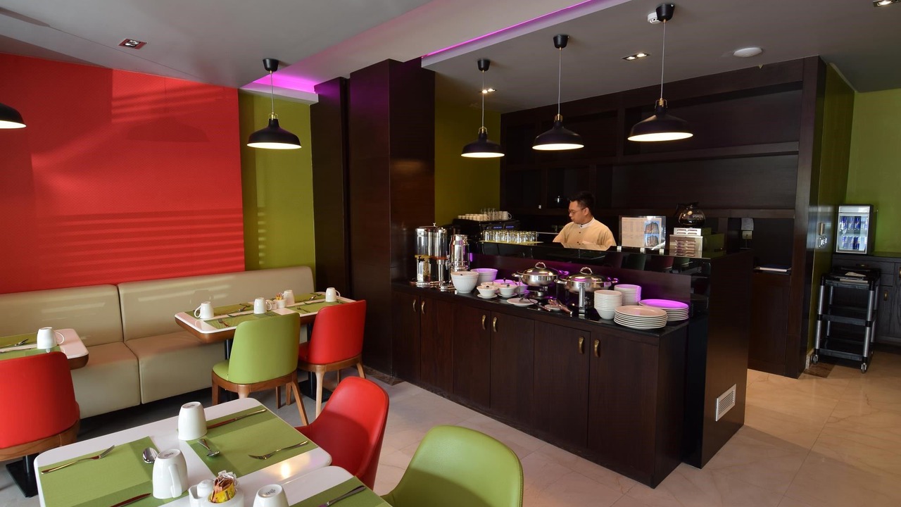 Photo of Livingroom in Hera Street