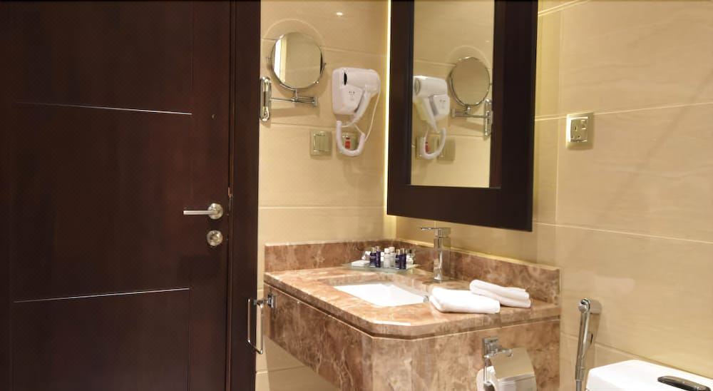 Photo of Bathroom in Hera Street