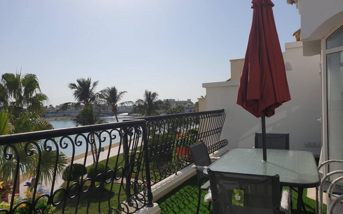 Photo of Patio Balcony in Durrat Al-Arous