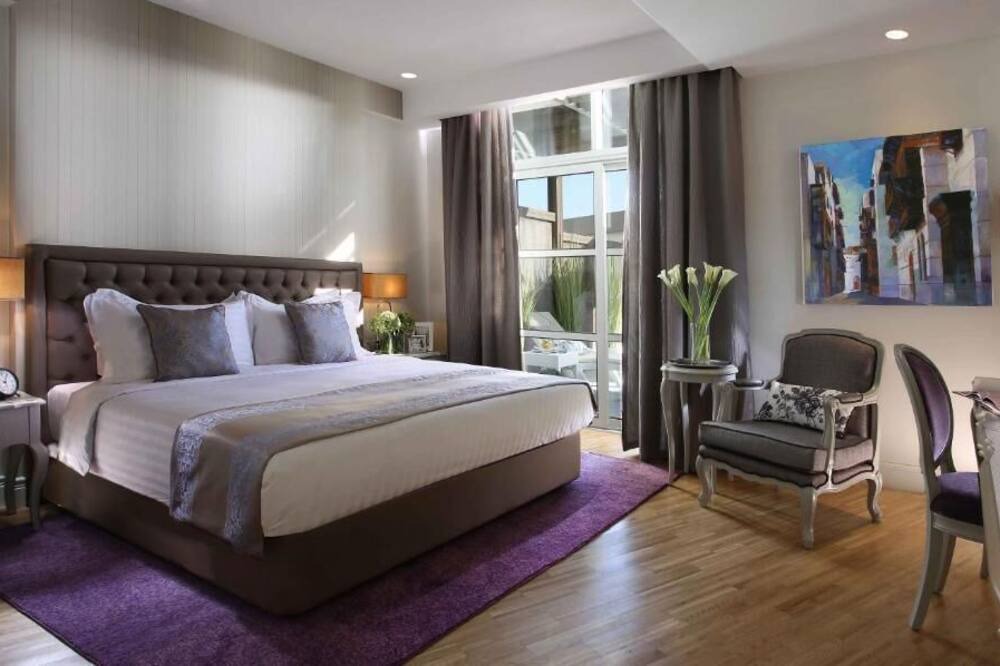 Photo of Bedroom in Sari Street