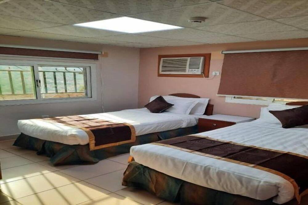 Photo of Bedroom in Ash Shafa