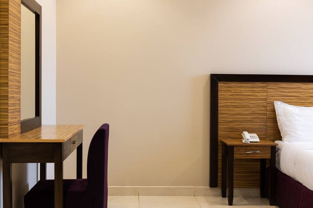 Photo of Bedroom in Al Kura