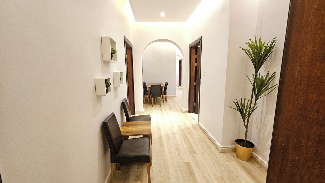 Photo of Bedroom in Al-Hamra'a
