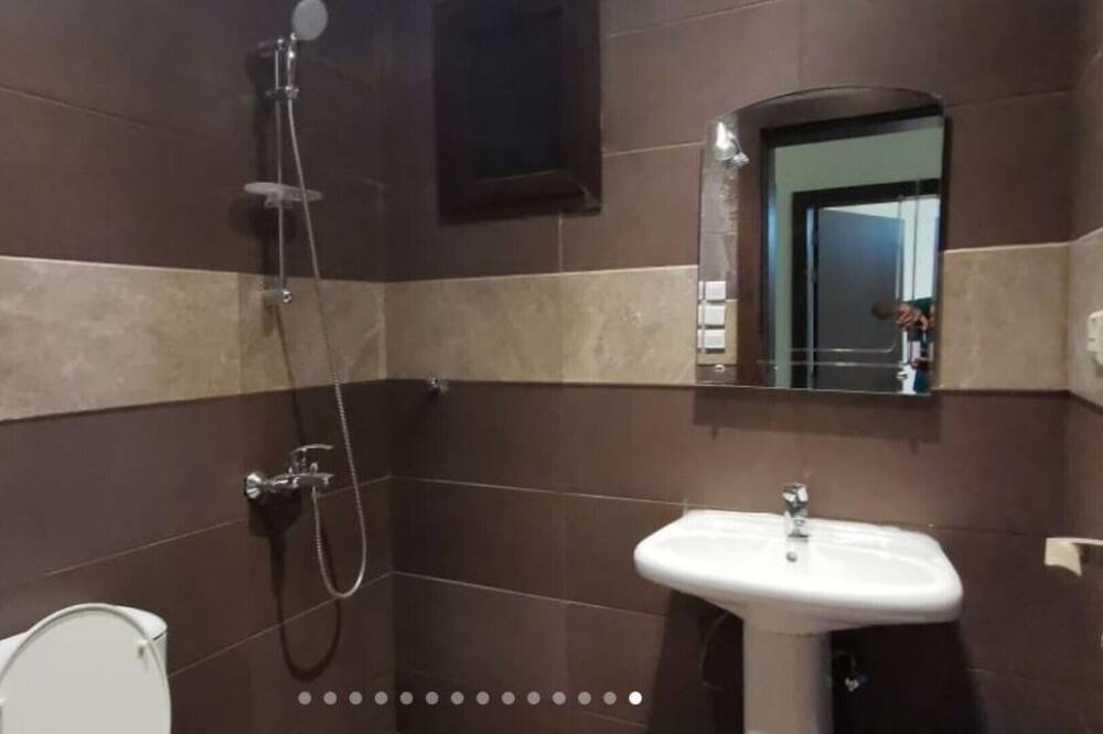Photo of Bathroom in Al-Hamra'a