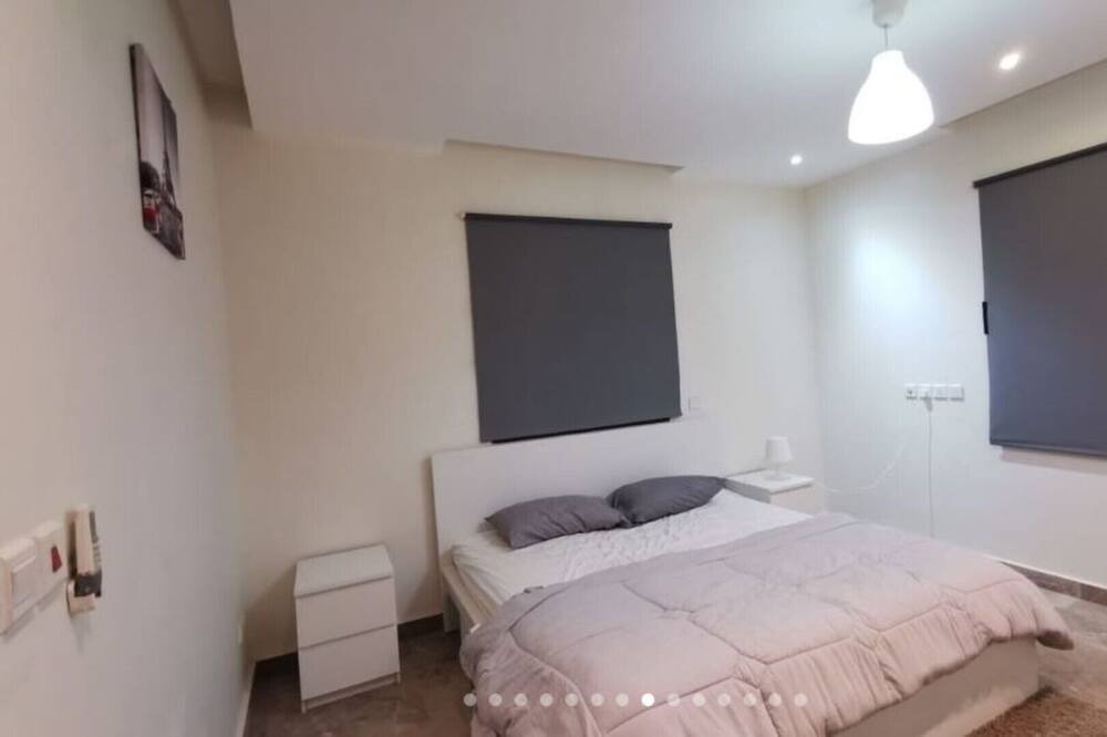 Photo of Bedroom in Al-Hamra'a