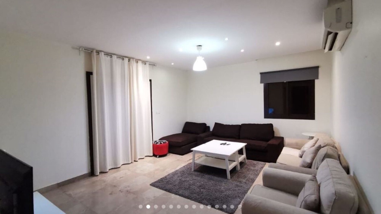 Photo of Livingroom in Al-Hamra'a