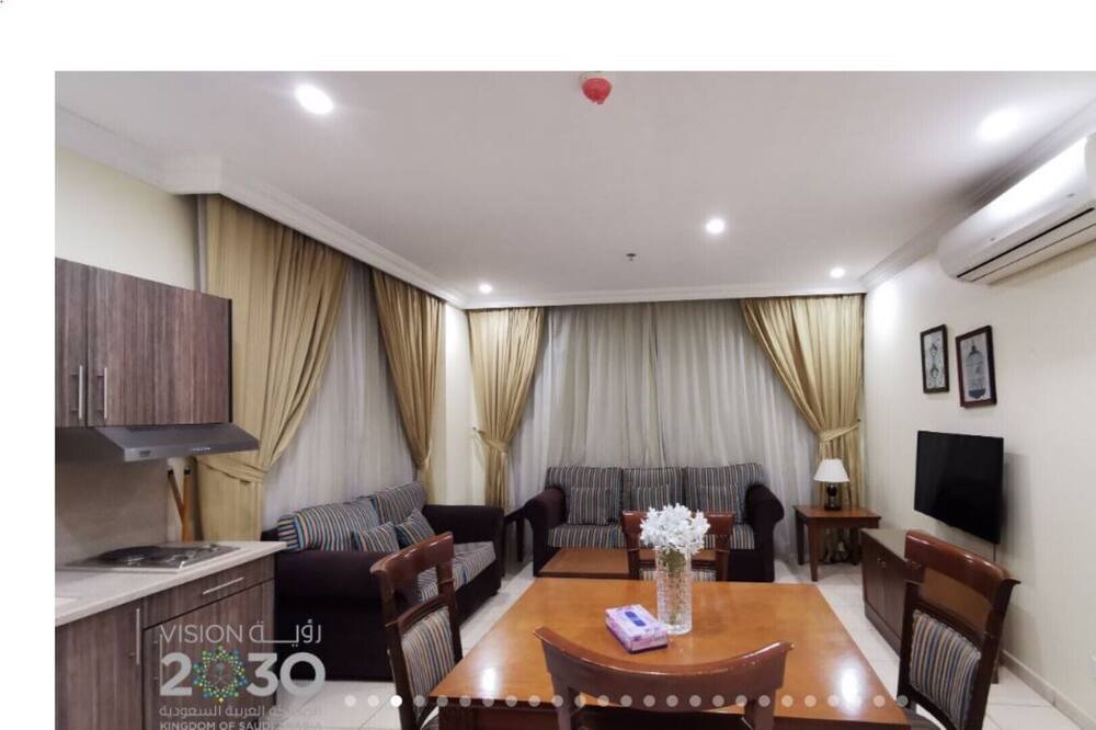 Photo of Livingroom in Qurish Street