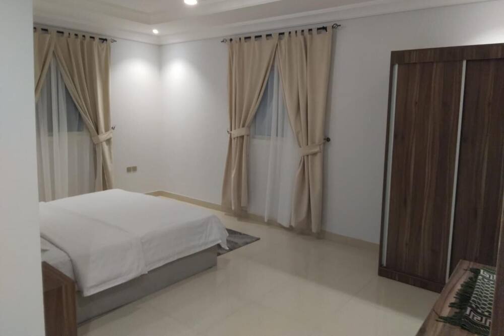 Photo of Bedroom in Hera Street