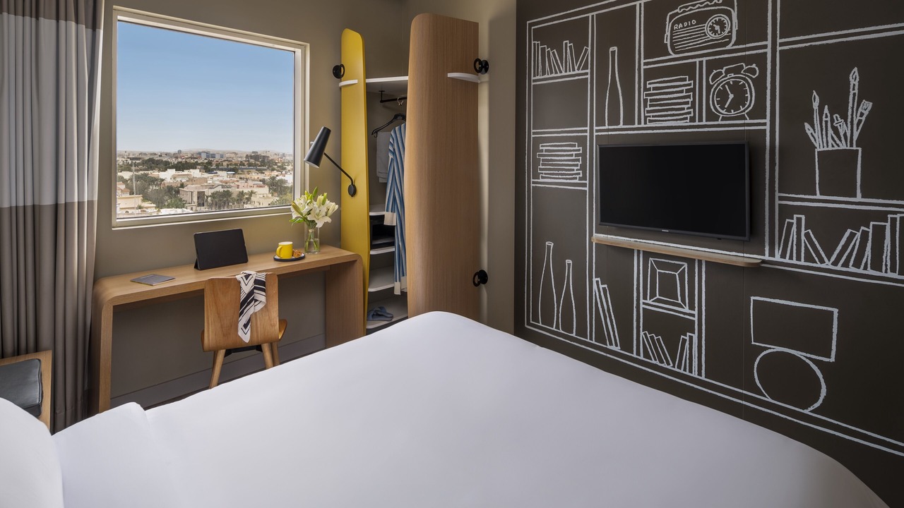 Photo of Bedroom in King Abdul Aziz Road