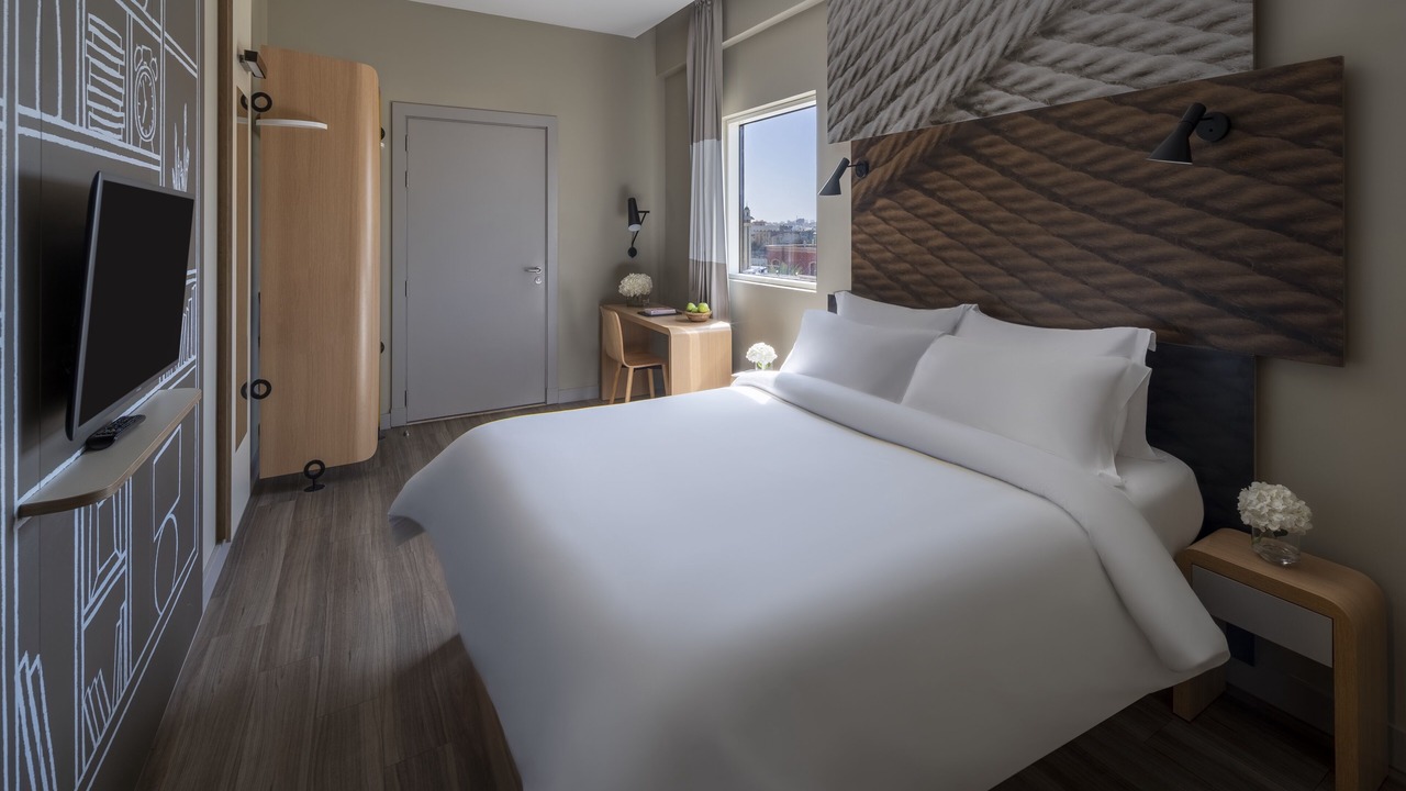 Photo of Bedroom in King Abdul Aziz Road