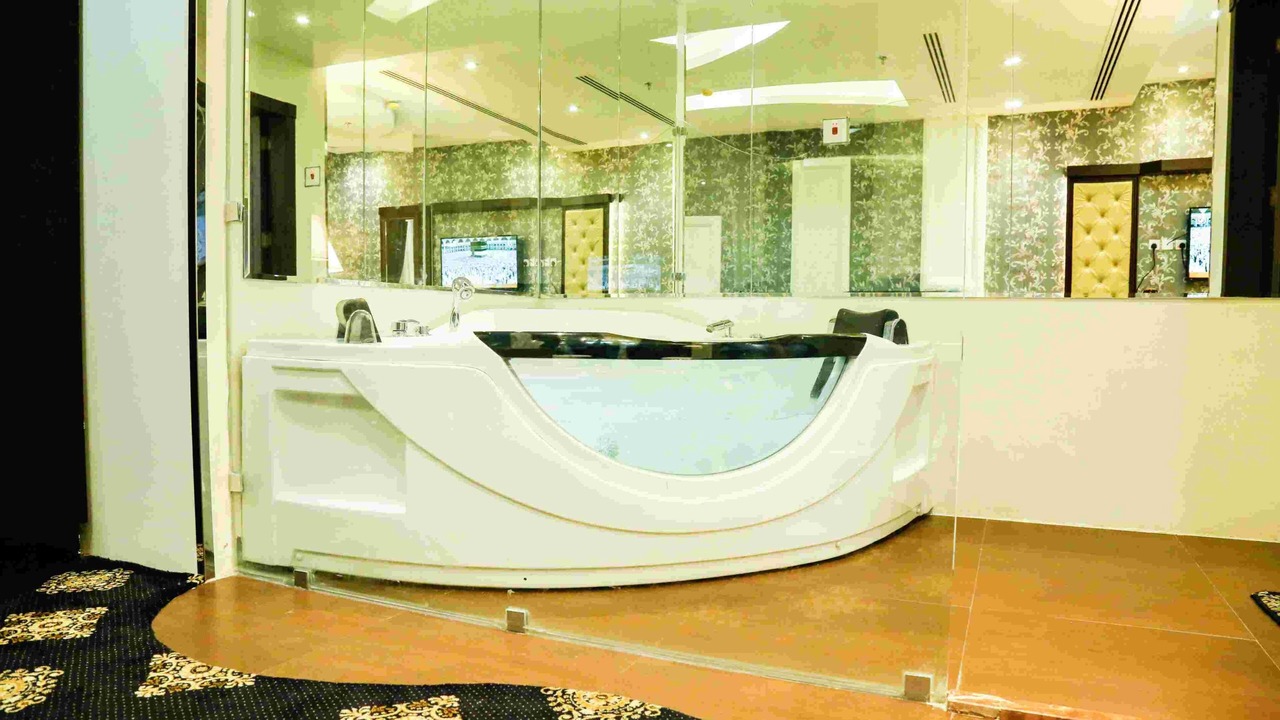 Photo of Bedroom in Al Hamra