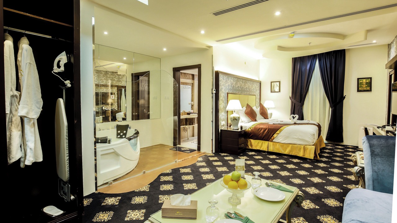 Photo of Bedroom in Al Hamra