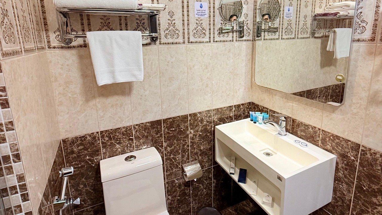Photo of Bathroom in Hera Street