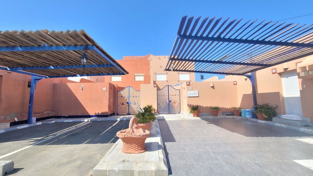 Photo of Patio Balcony in Durrat Al-Arous