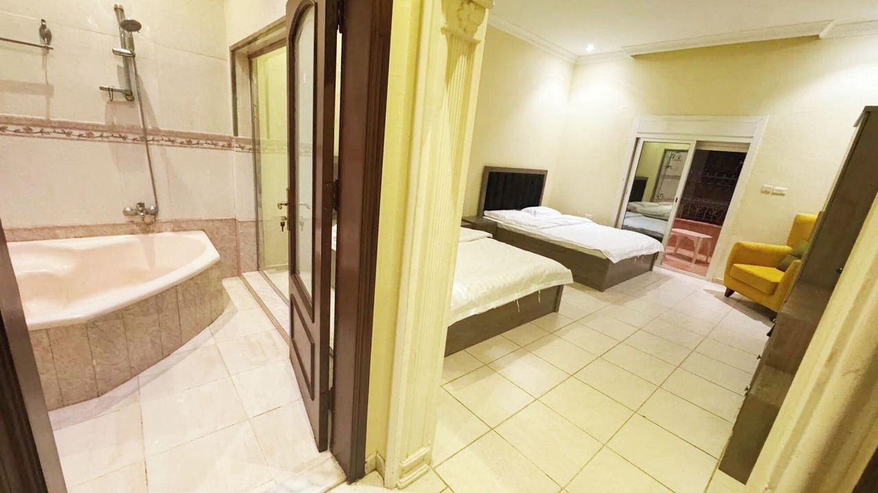 Photo of Bedroom in Al-Hamra'a