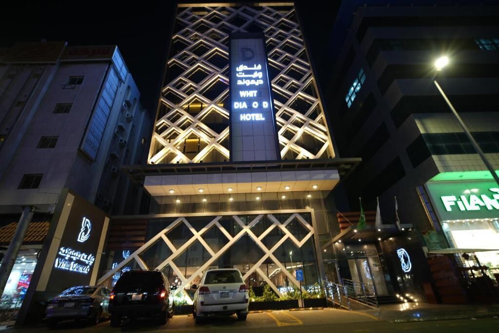 Photo of Outdoor in Sari Street
