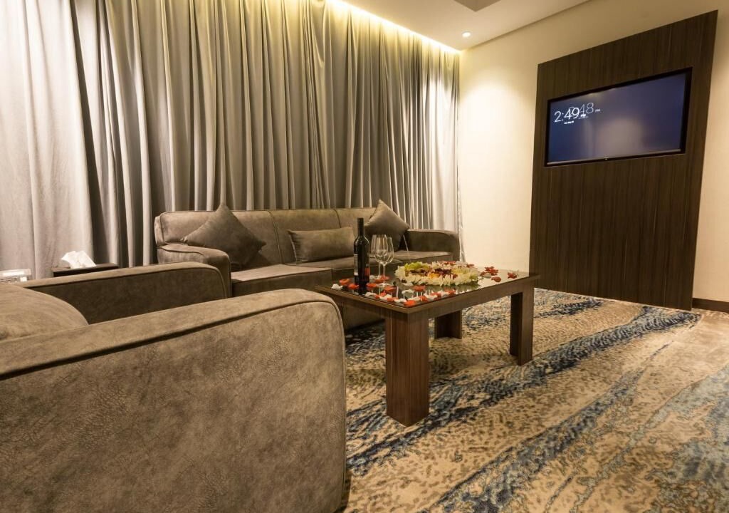 Photo of Livingroom in Sari Street