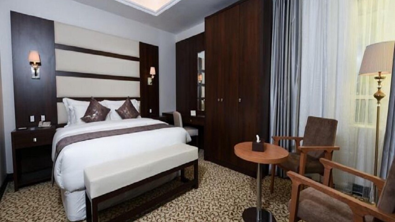 Photo of Bedroom in Qurish Street