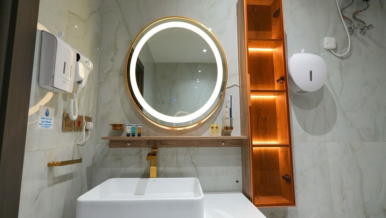Photo of Bathroom in Hera Street