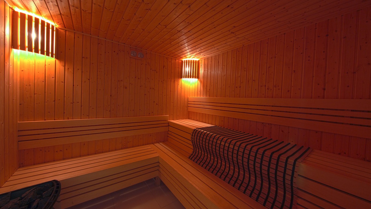 Photo of Bedroom in Qurish Street