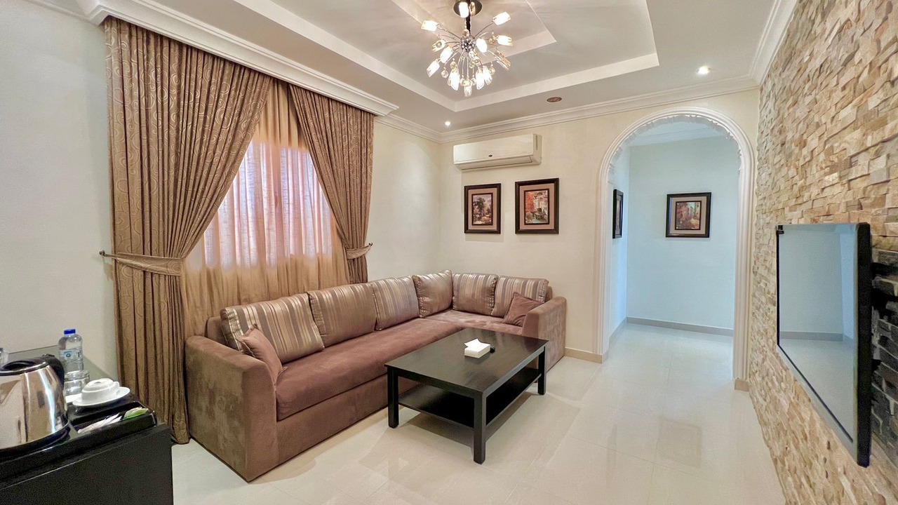 Photo of Livingroom in Sari Street