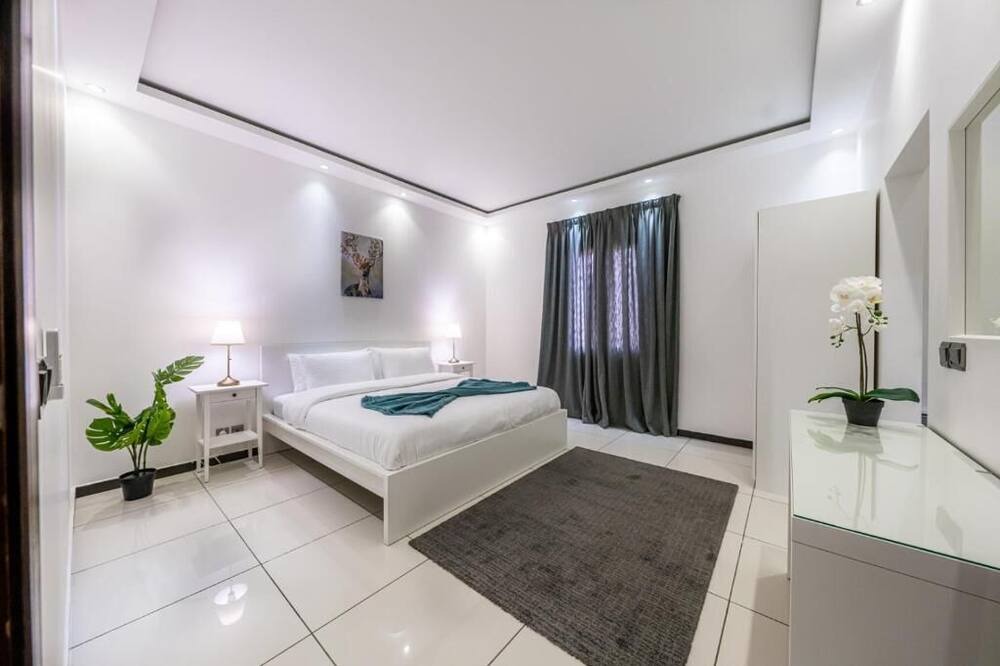 Photo of Bedroom in Obhur Al-Janoubiyah