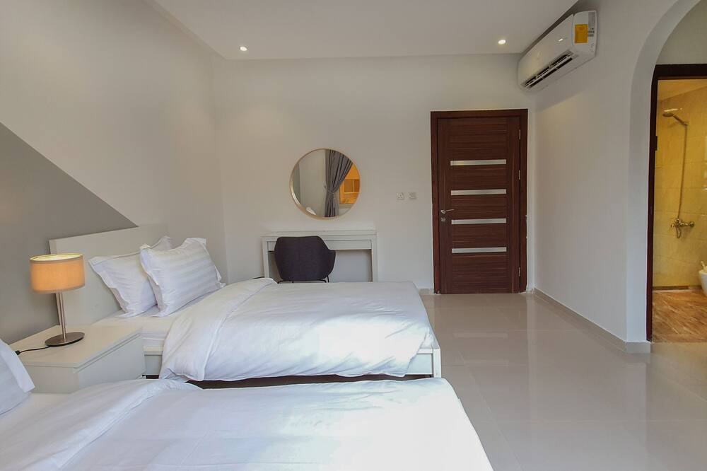 Photo of Bedroom in Al Kura