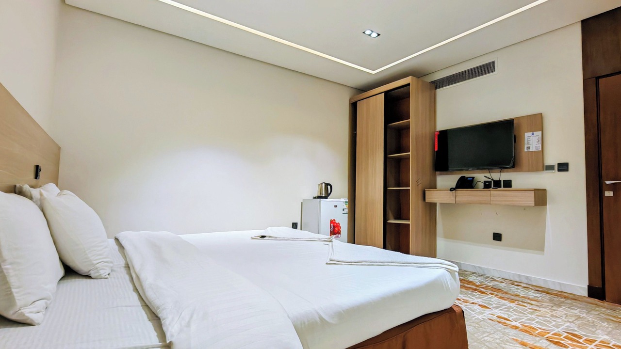 Photo of Bedroom in Al Misfalah