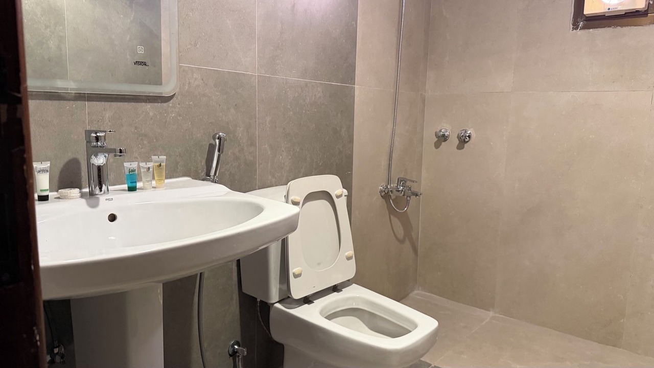 Photo of Bathroom in Sari Street