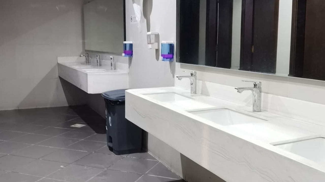 Photo of Bathroom in Al Misfalah