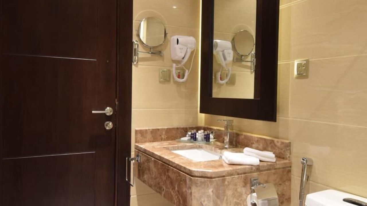 Photo of Bathroom in Hera Street
